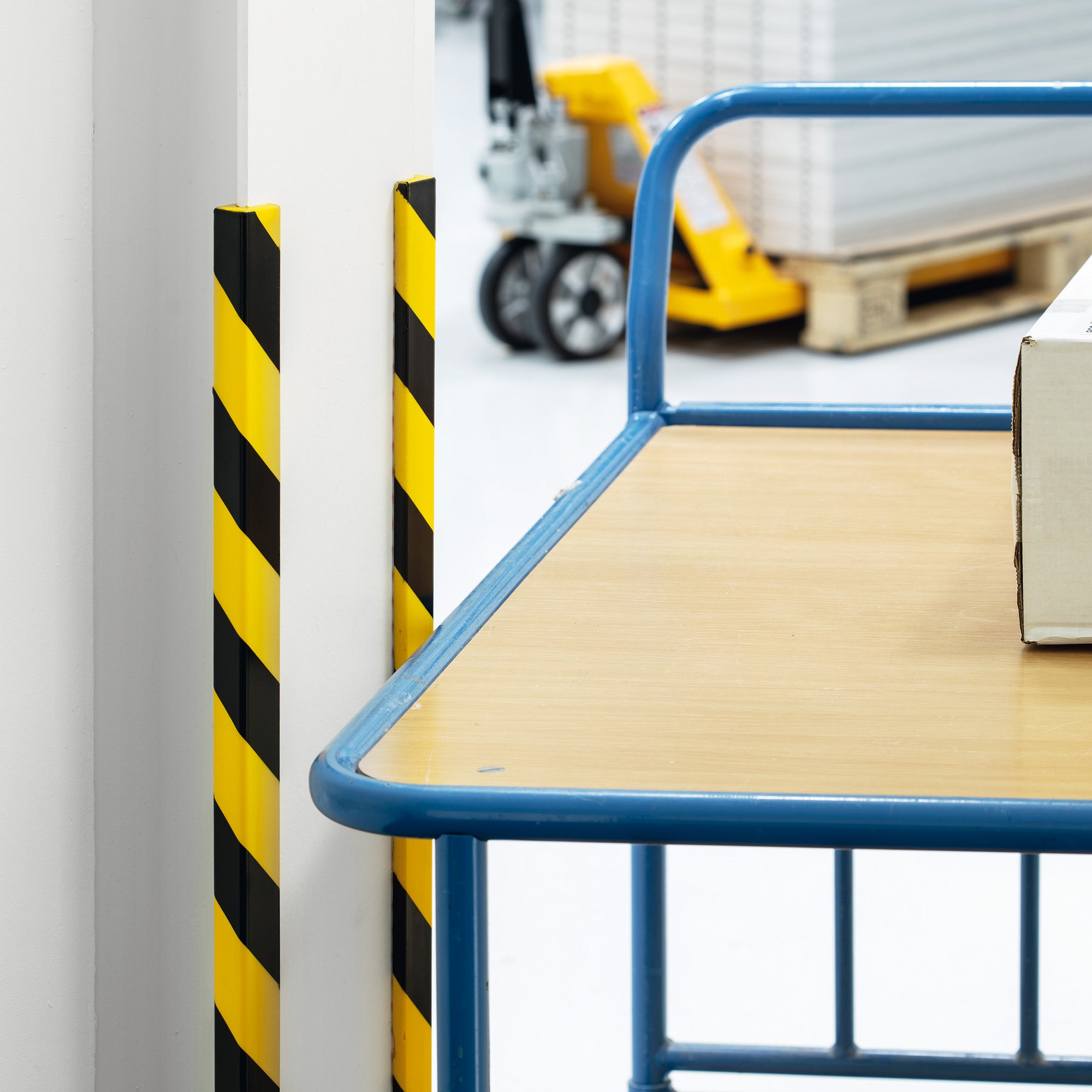 durable-profilo-paracolpi-spigoli-e8-giallo-nero