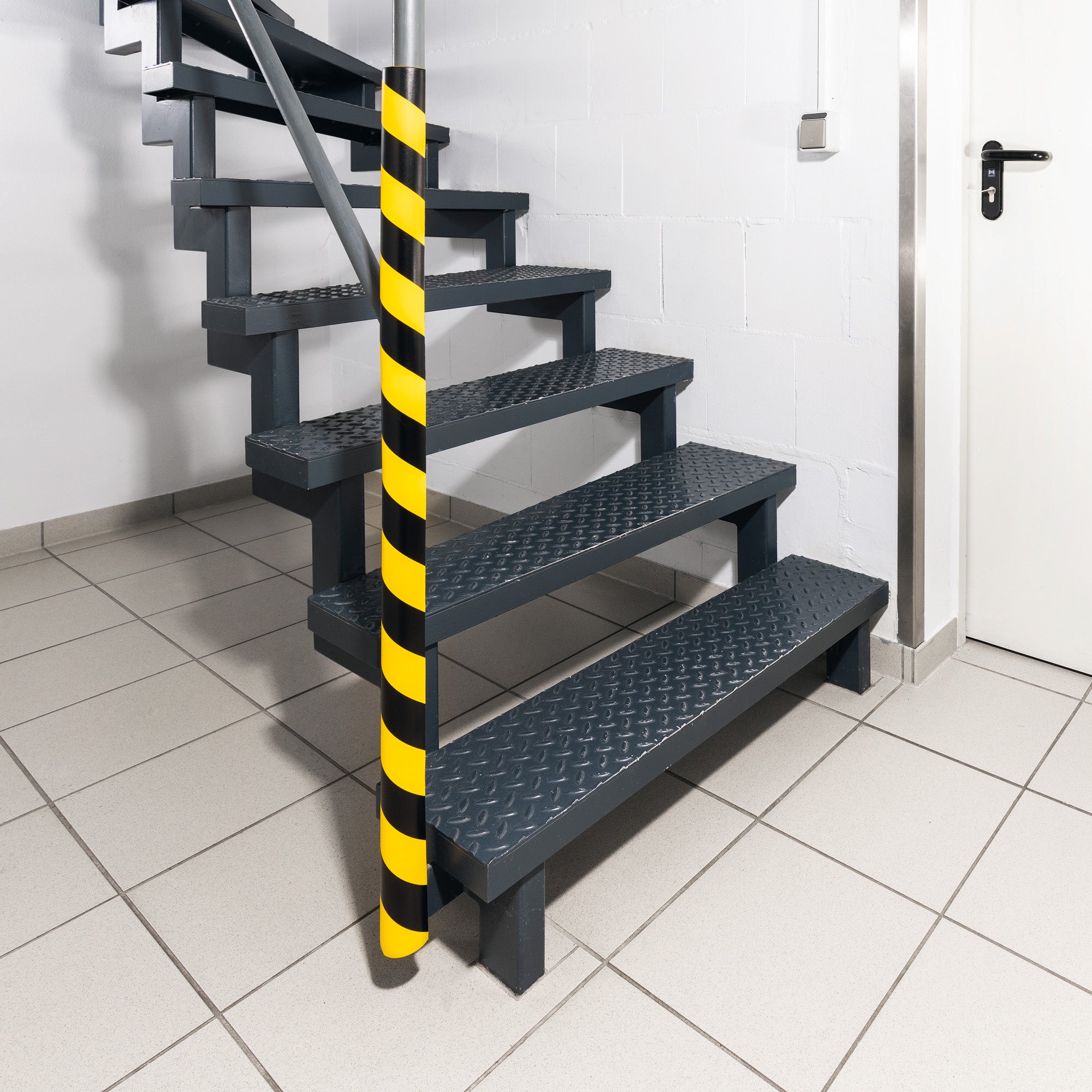 durable-profilo-paracolpi-superfici-tubolari-p30-giallo-nero