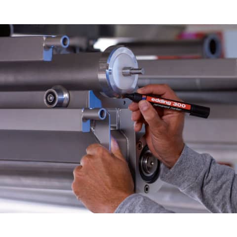 edding-marcatore-permanente-300-punta-conica-1-5-3-mm-nero-e-300-001