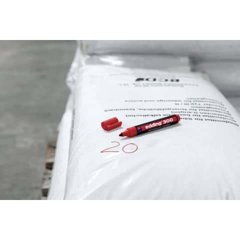 edding-marcatore-permanente-300-punta-conica-1-5-3-mm-nero-e-300-001