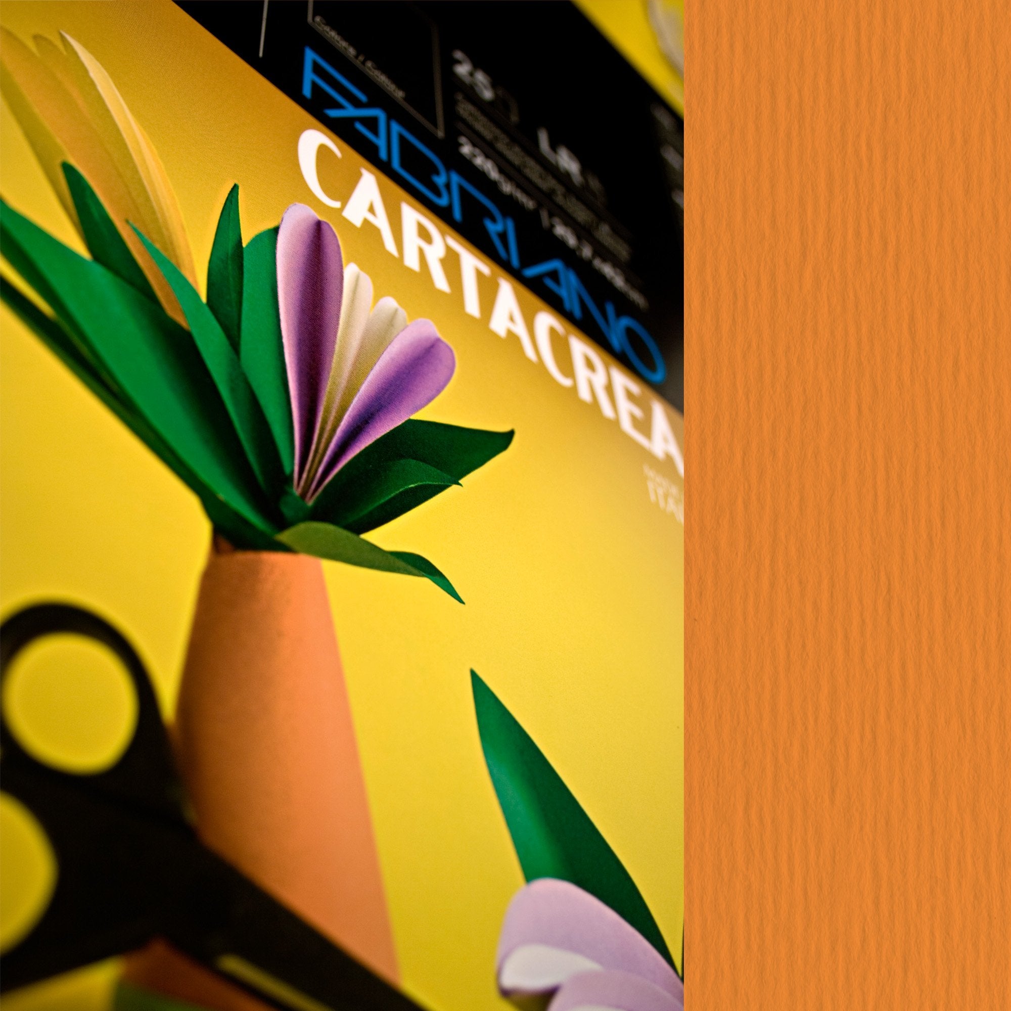 fabriano-blister-10fg-cartoncino-35x50cm-220gr-arancio-cartacrea