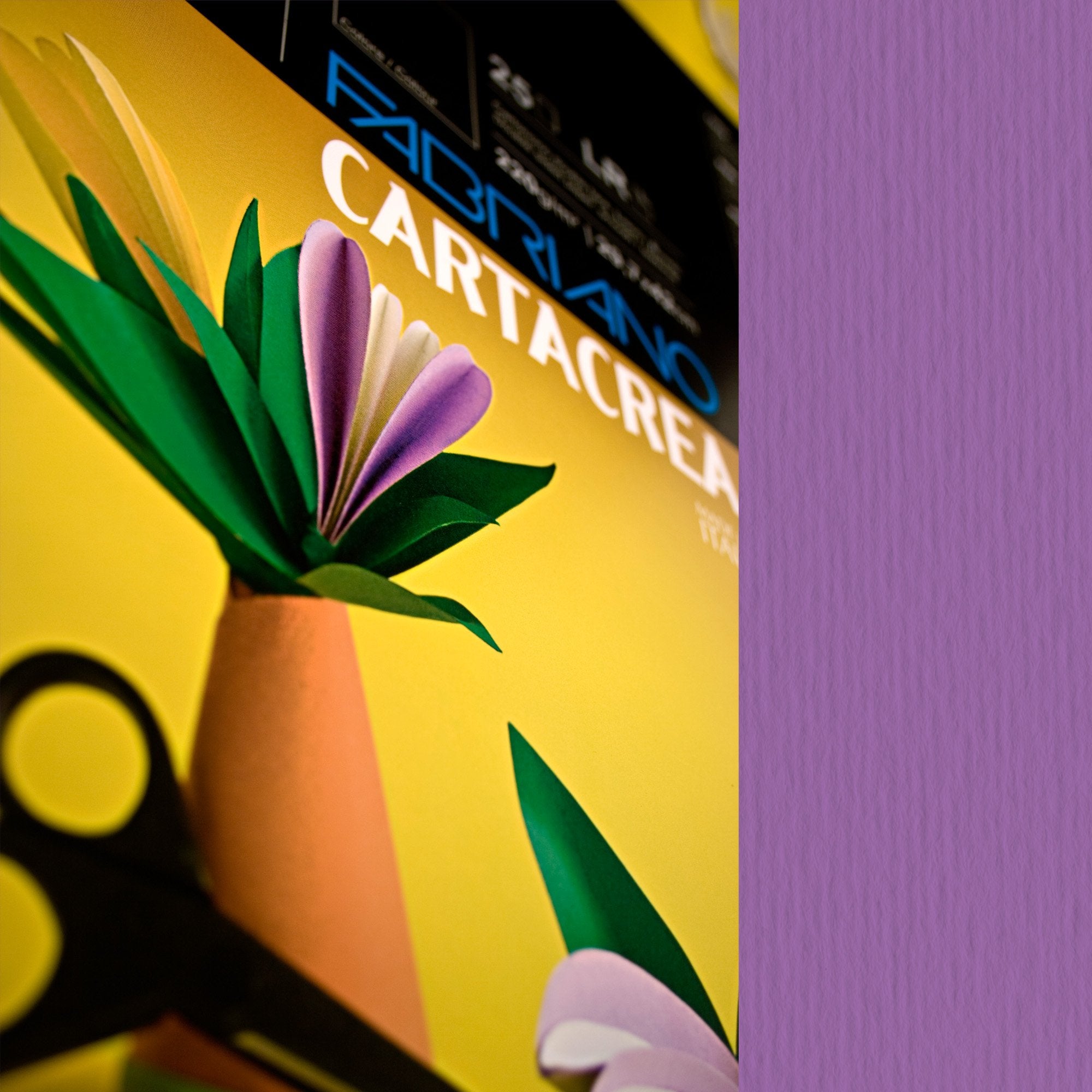 fabriano-blister-10fg-cartoncino-35x50cm-220gr-viola-cartacrea