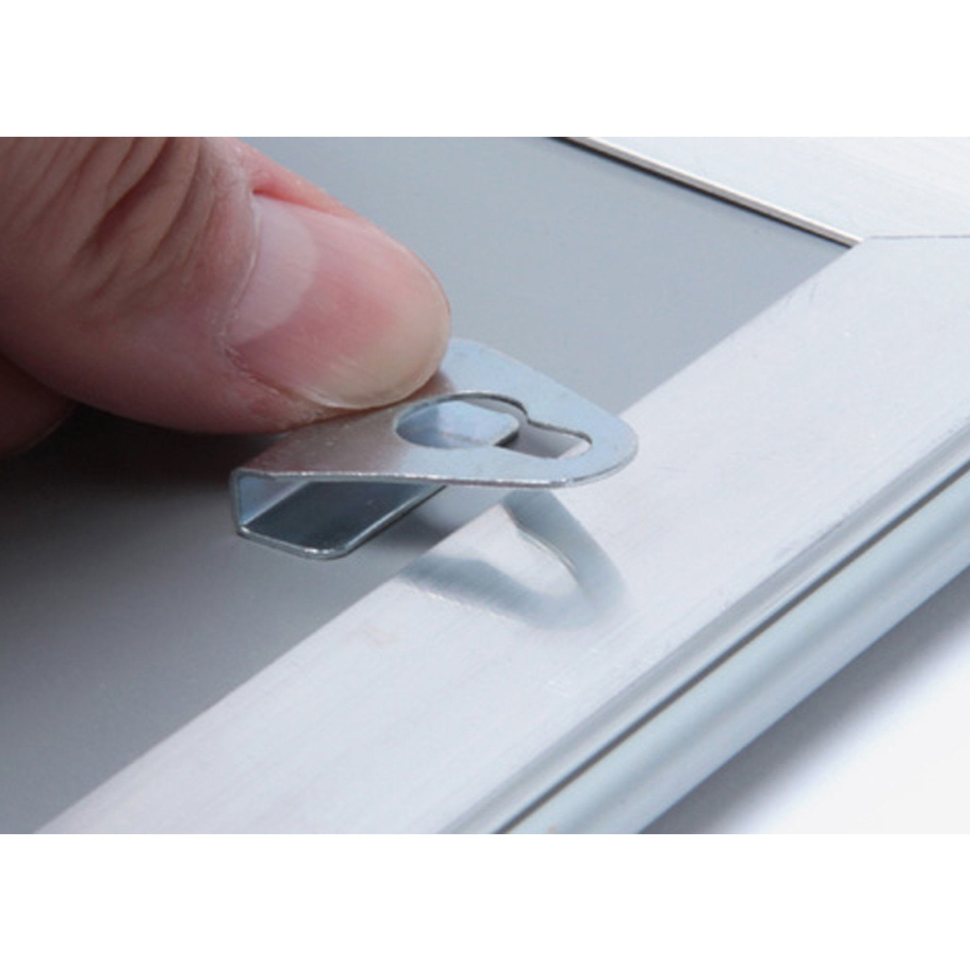 studio-t-set-2-ganci-appendi-cornici-scatto