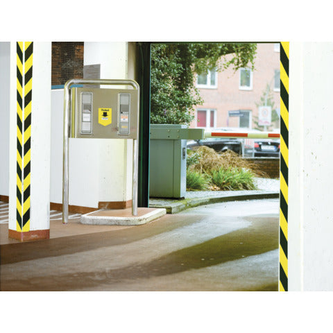 tesa-nastro-segnaletico-signal-universale-opp-adesivo-acrilico-50mm-x-66m-giallo-nero-58133-00000-00