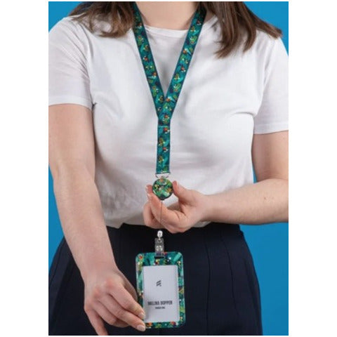 avery-kit-porta-badge-110x68-mm-cordoncino-440x20-mm-avvolgibile-nero-filo-80-cm-tropicale-r4828ht-1