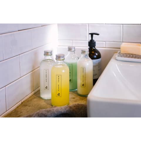 brother-nastro-laminato-etichettarice-12-mm-x-8-mt-nero-trasparente-tze-131