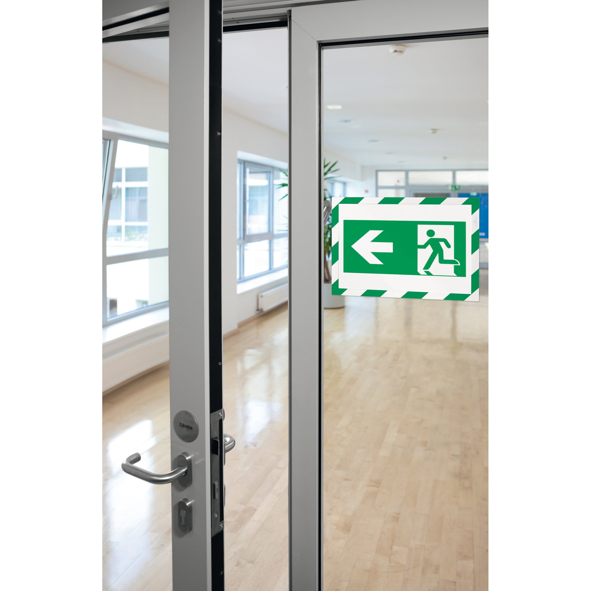 durable-cornice-adesiva-duraframe-security-a4-21x29-7cm-verde-bianco