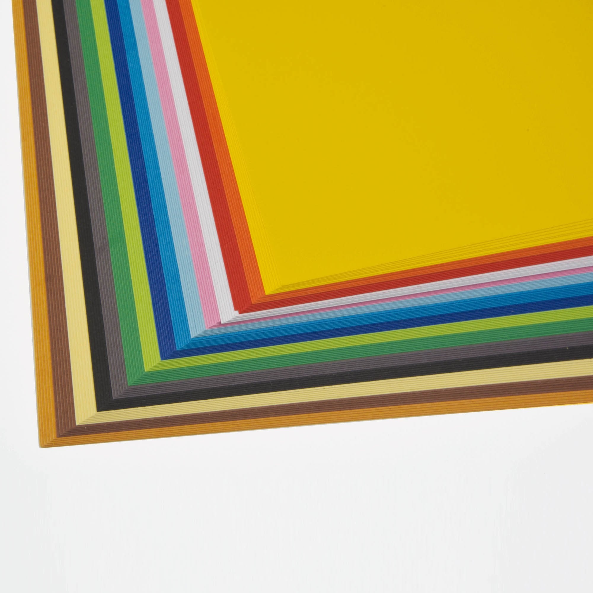 favini-box-display-240-fogli-cartoncino-bristol-50x70cm-200gr-colori-assortiti