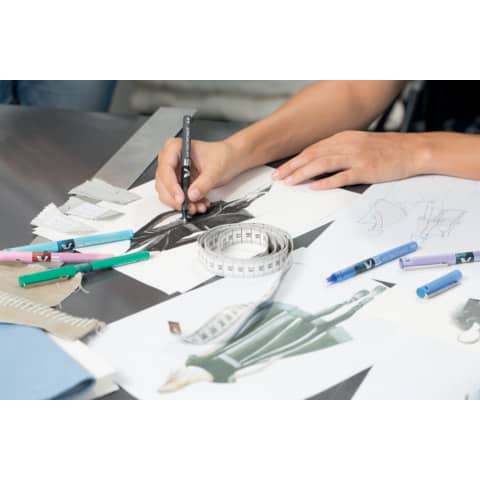 pilot-roller-hi-tecpoint-v5-0-5-mm-nero-011690